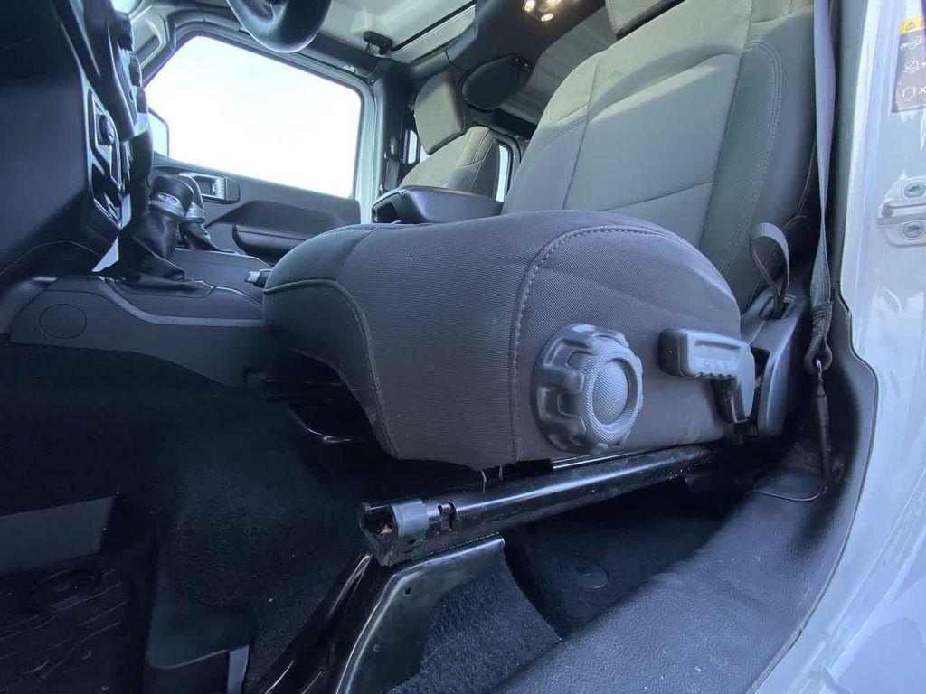 used 2021 Jeep Wrangler Unlimited car, priced at $29,990