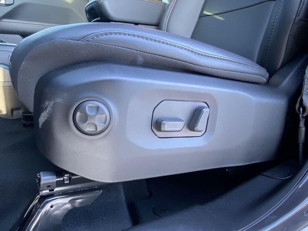 new 2026 Jeep Wrangler car, priced at $51,993