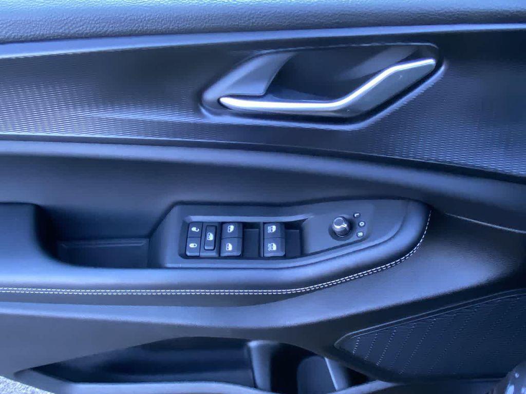 used 2025 Jeep Grand Cherokee L car, priced at $42,990