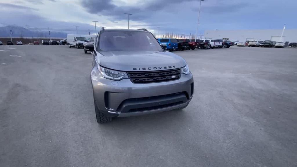 used 2018 Land Rover Discovery car, priced at $17,990