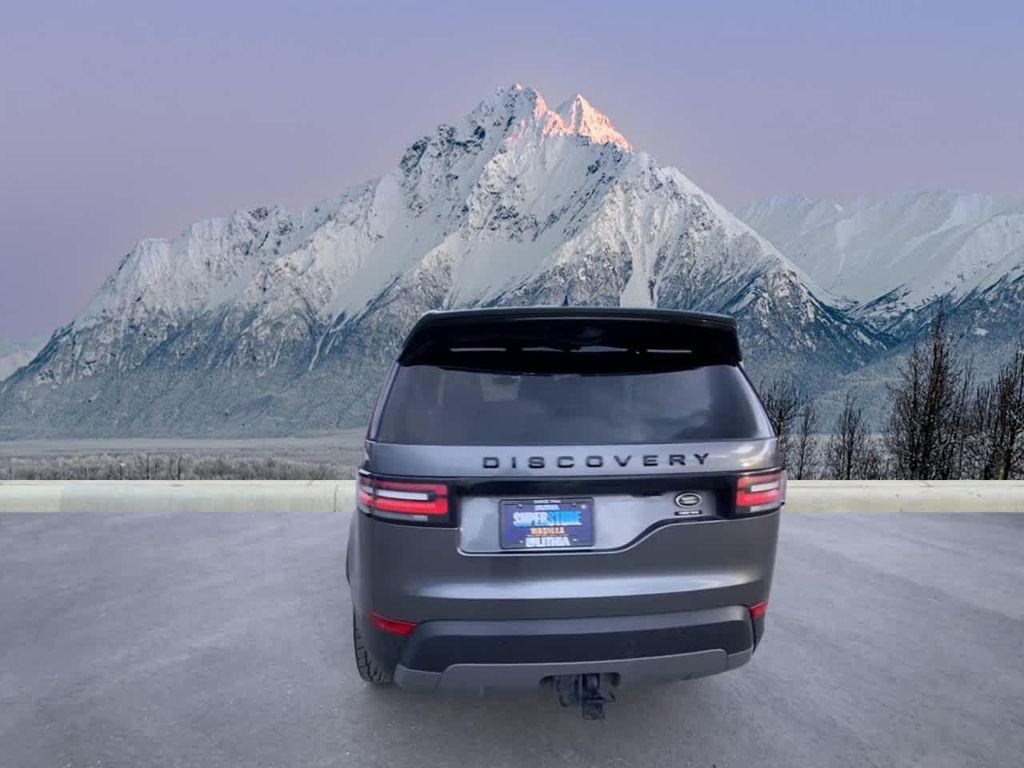 used 2018 Land Rover Discovery car, priced at $17,990
