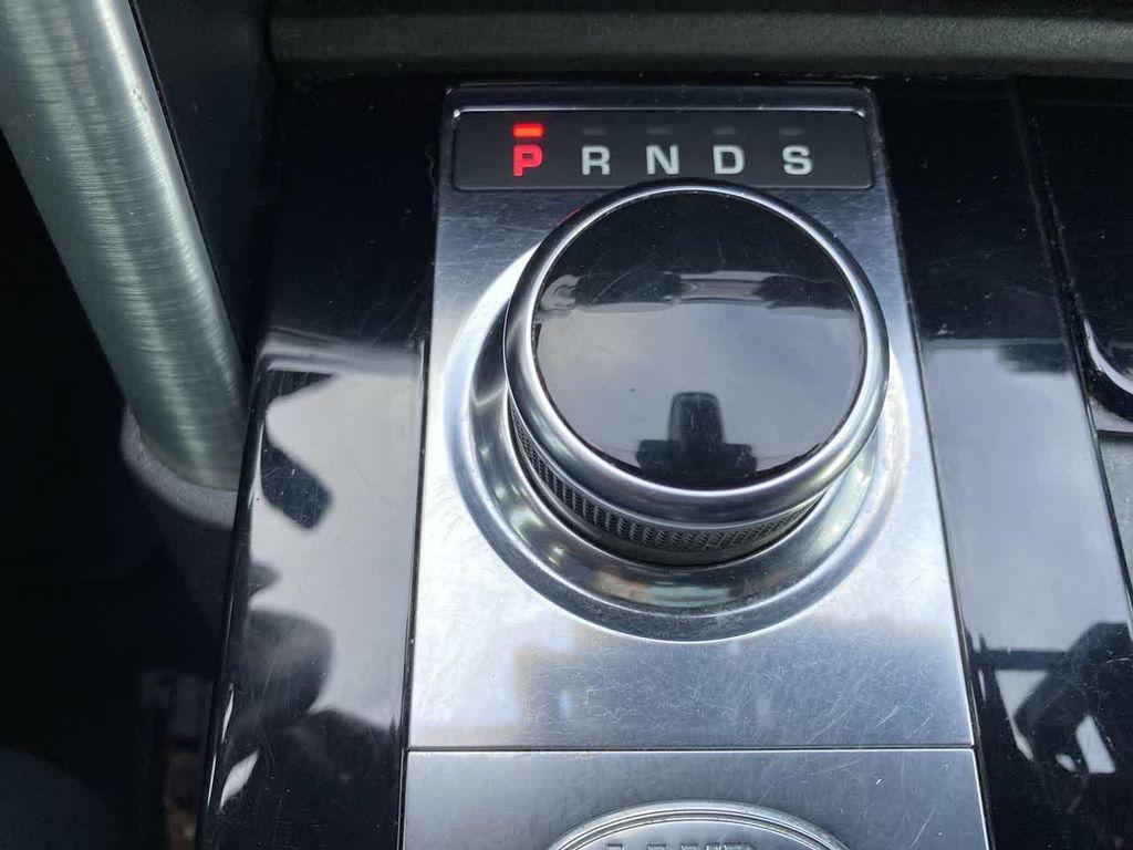 used 2018 Land Rover Discovery car, priced at $17,990