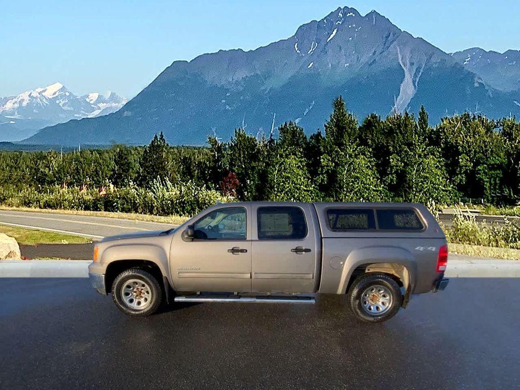used 2013 GMC Sierra 1500 car, priced at $22,990