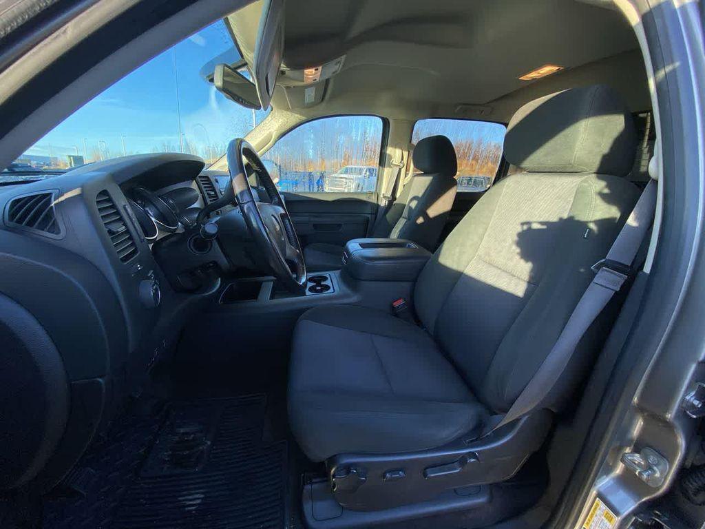 used 2013 GMC Sierra 1500 car, priced at $22,990