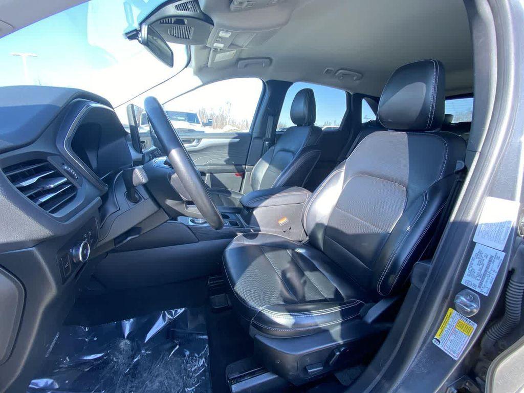 used 2023 Ford Escape car, priced at $26,990