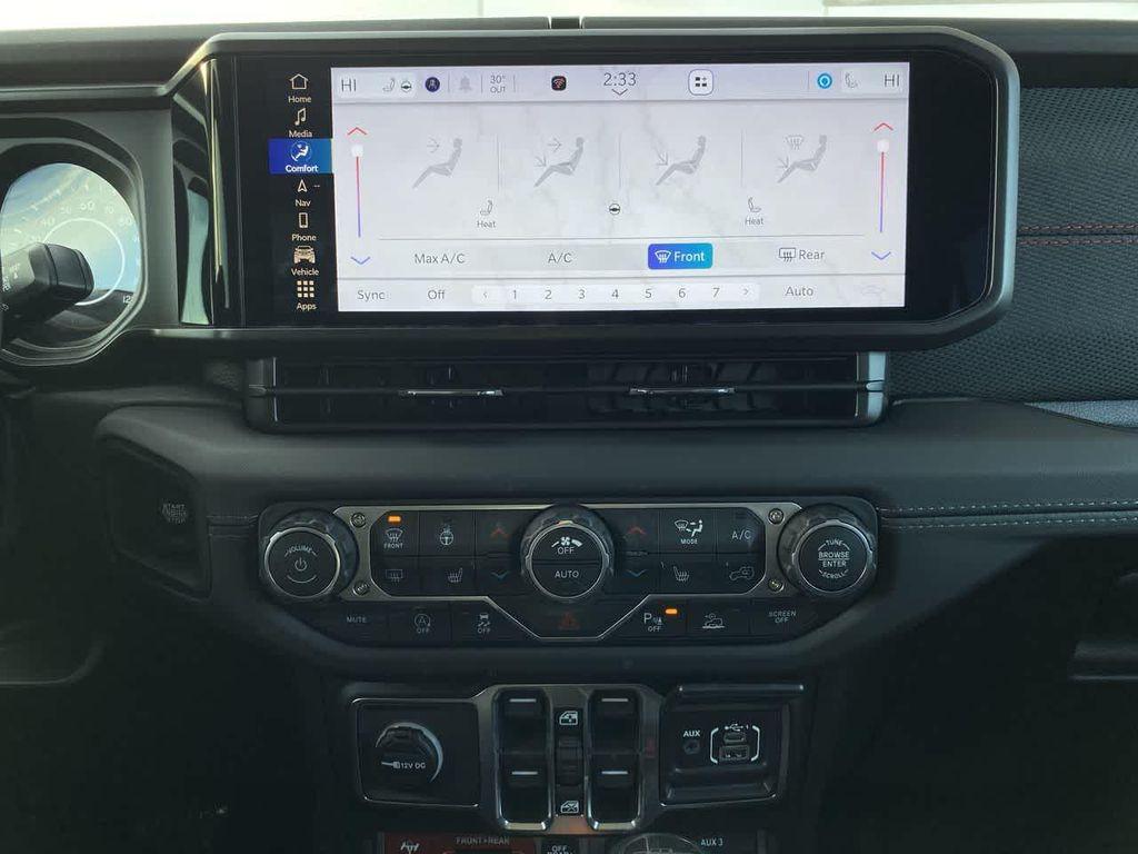 new 2026 Jeep Gladiator car, priced at $59,306