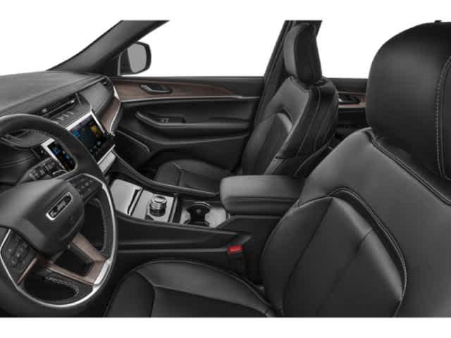 new 2026 Jeep Grand Cherokee car, priced at $53,630