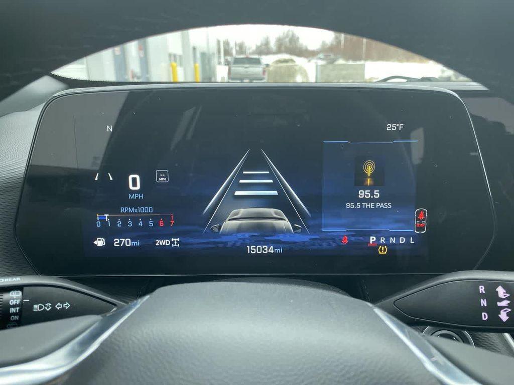 used 2025 Chevrolet Equinox car, priced at $28,990