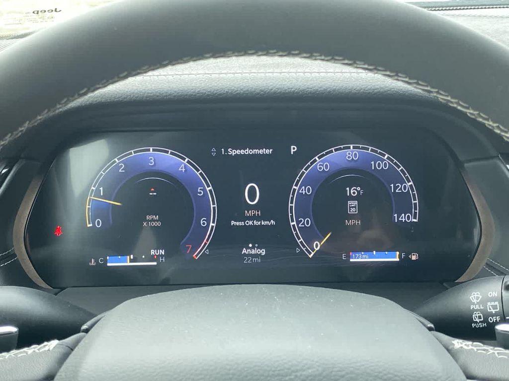 new 2026 Jeep Grand Cherokee car, priced at $46,990