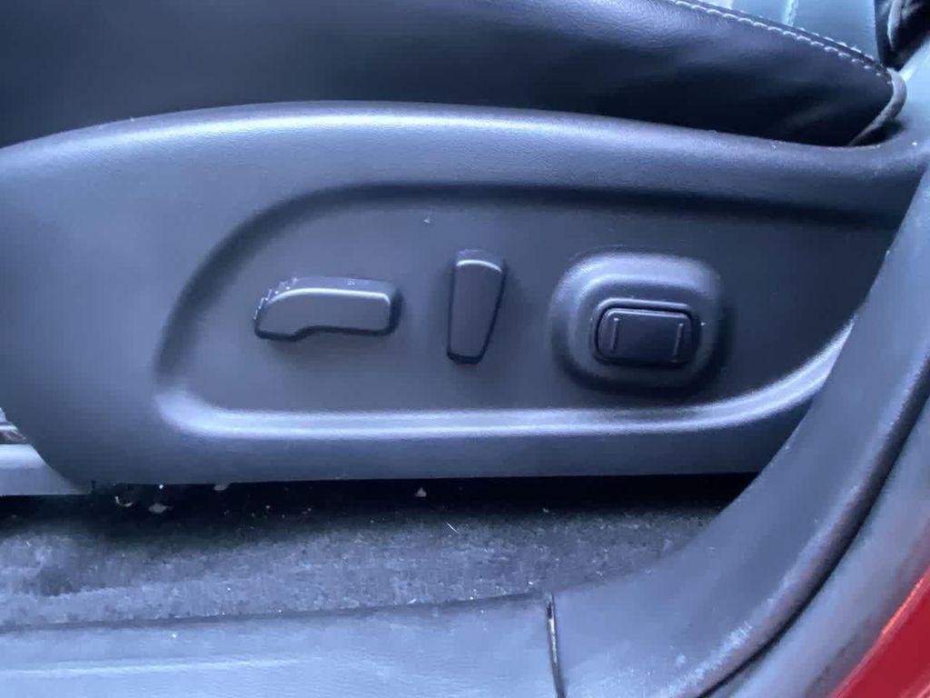 used 2018 Nissan Pathfinder car