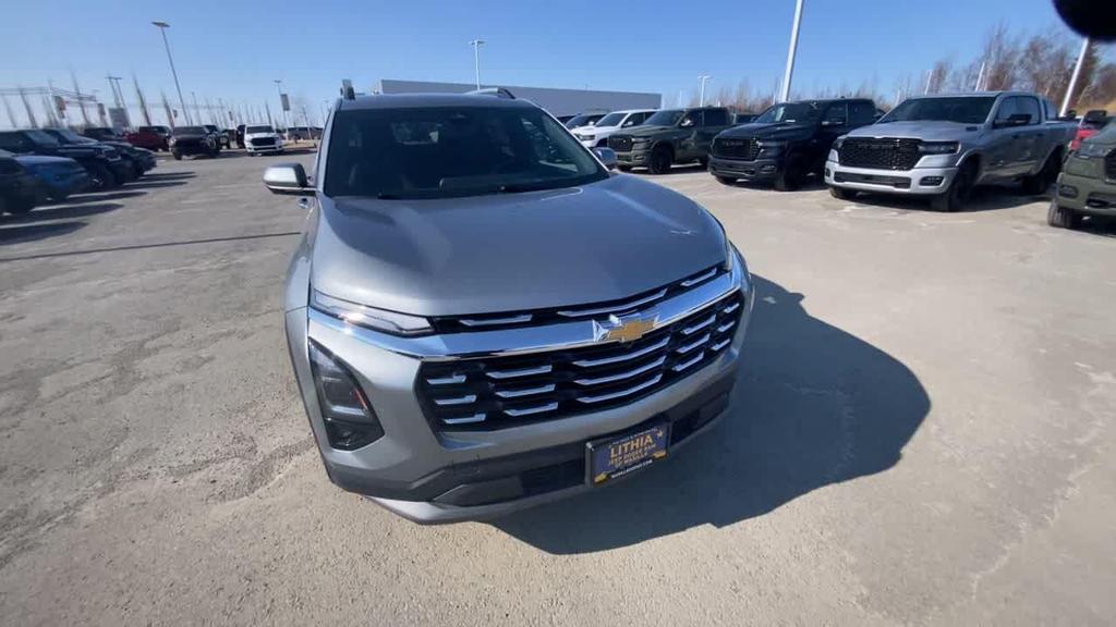 used 2025 Chevrolet Equinox car, priced at $28,490