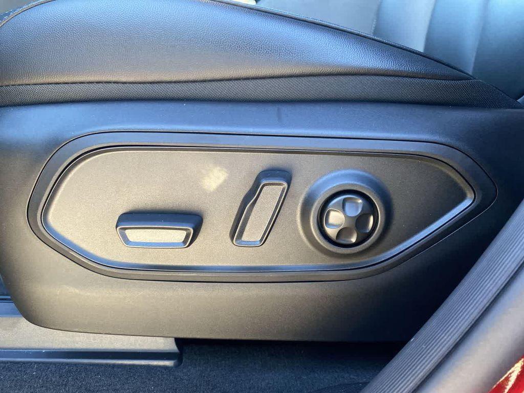 new 2025 Jeep Grand Cherokee car, priced at $47,501