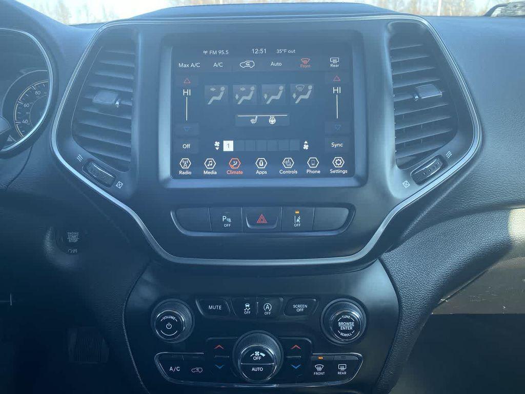 used 2021 Jeep Cherokee car, priced at $19,490