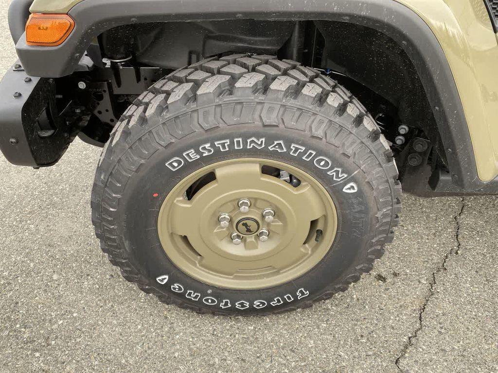 new 2026 Jeep Gladiator car, priced at $49,240