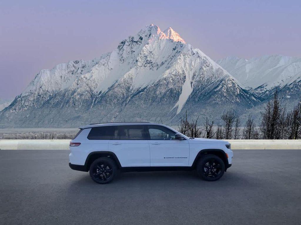 used 2025 Jeep Grand Cherokee L car