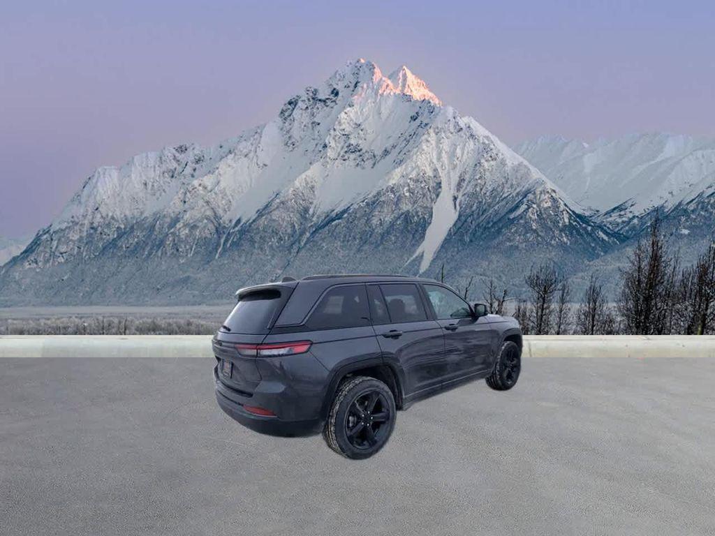 new 2026 Jeep Grand Cherokee car, priced at $49,466