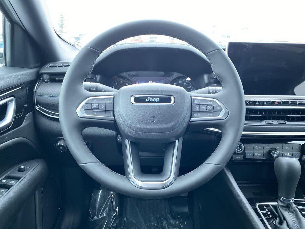 new 2026 Jeep Compass car, priced at $31,990