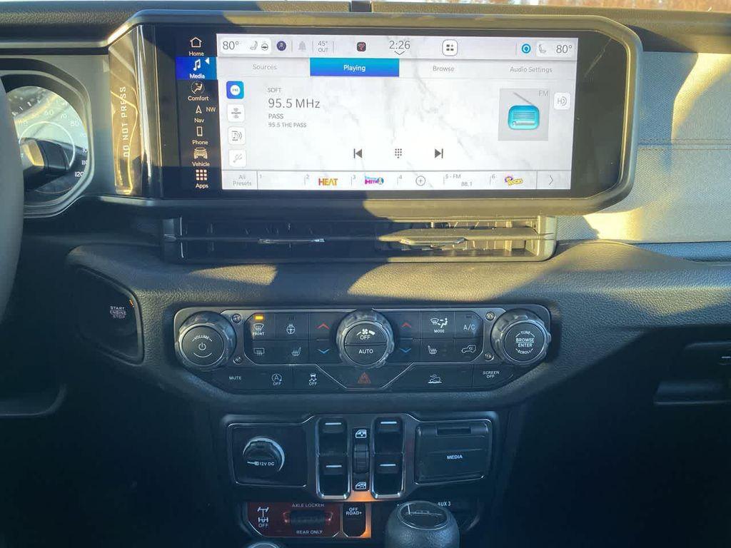 new 2026 Jeep Gladiator car, priced at $50,953