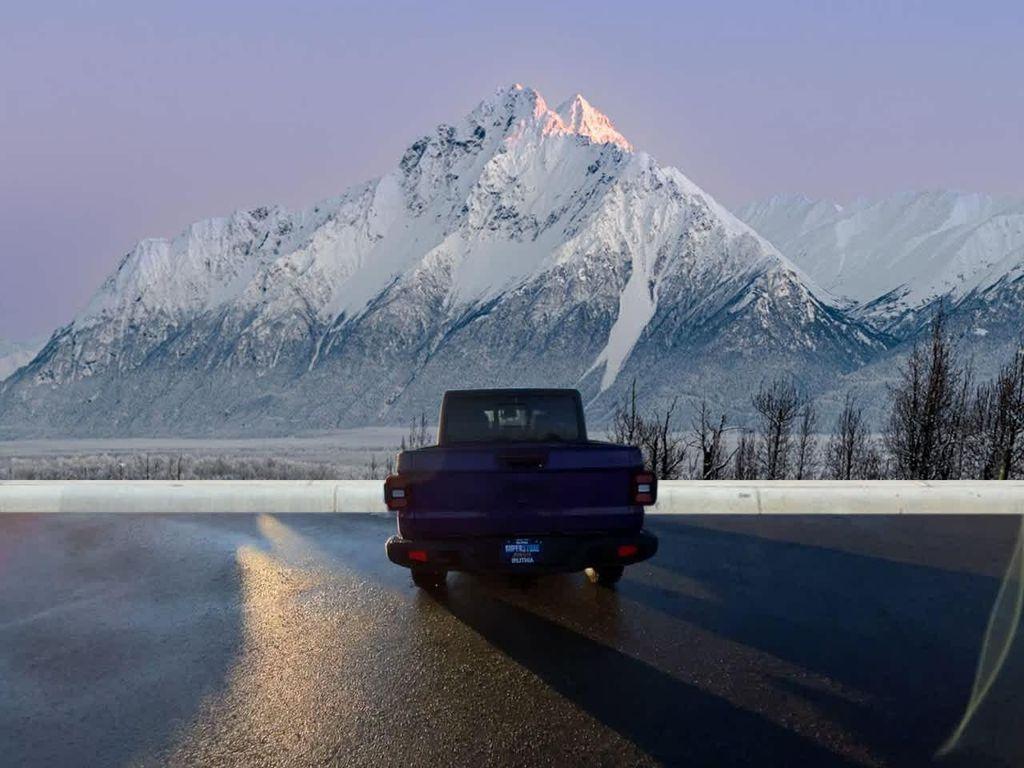 new 2026 Jeep Gladiator car, priced at $50,953