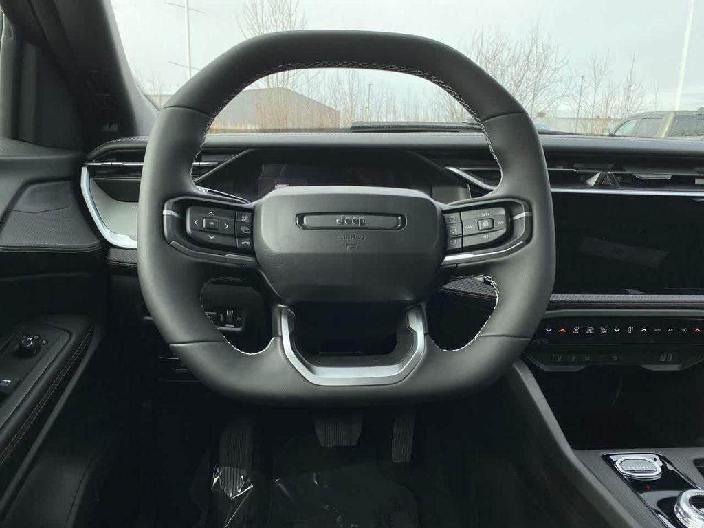new 2026 Jeep Cherokee car, priced at $40,490