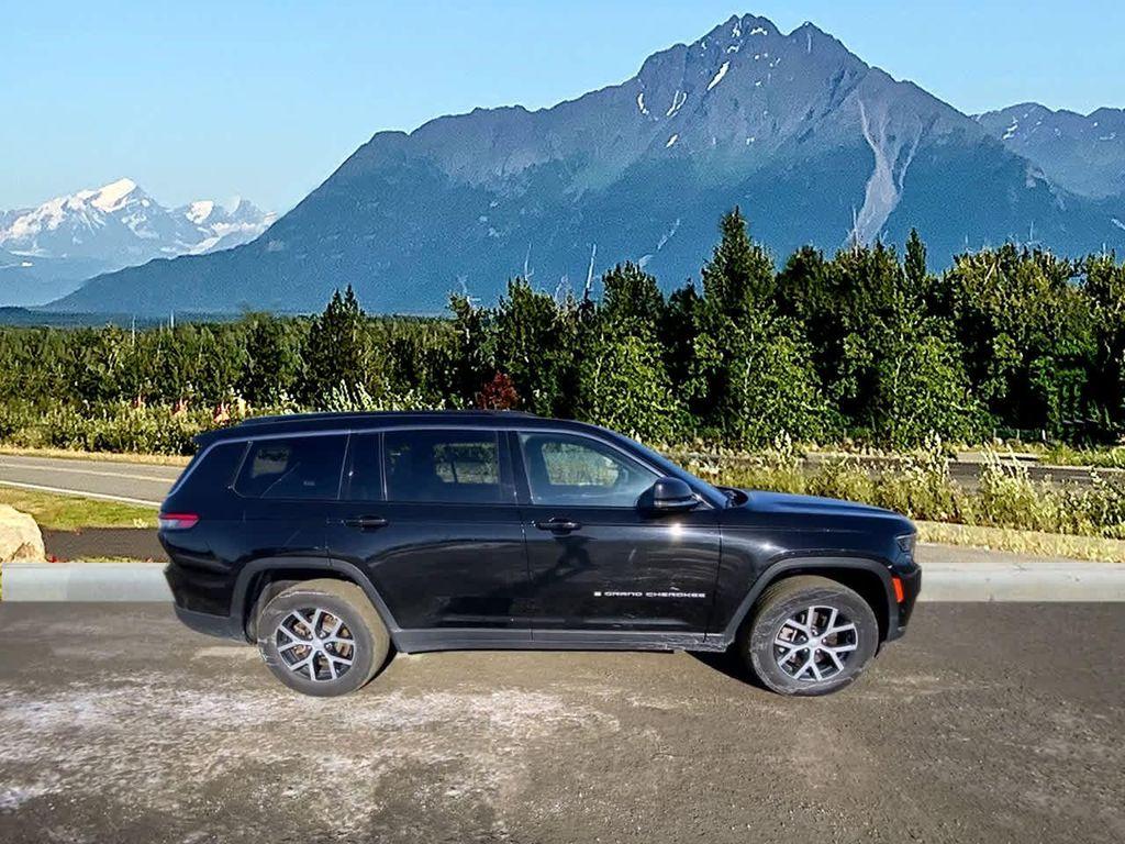 used 2024 Jeep Grand Cherokee L car, priced at $38,990