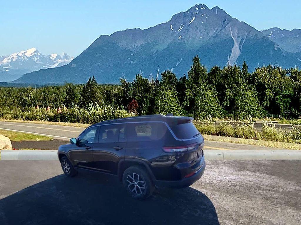 used 2024 Jeep Grand Cherokee L car, priced at $38,990