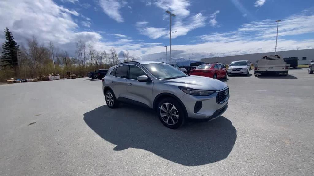 used 2024 Ford Escape car, priced at $29,990
