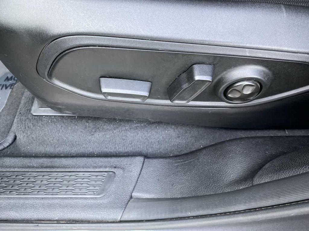 used 2024 Jeep Grand Cherokee L car, priced at $32,990