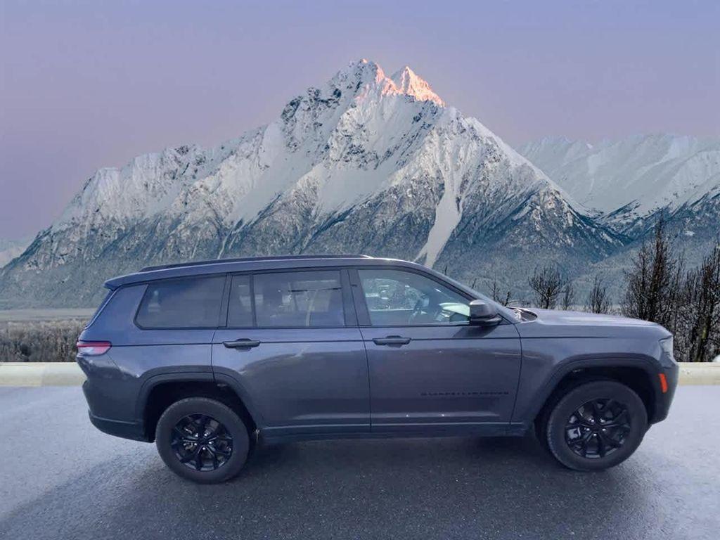 used 2024 Jeep Grand Cherokee L car, priced at $32,990