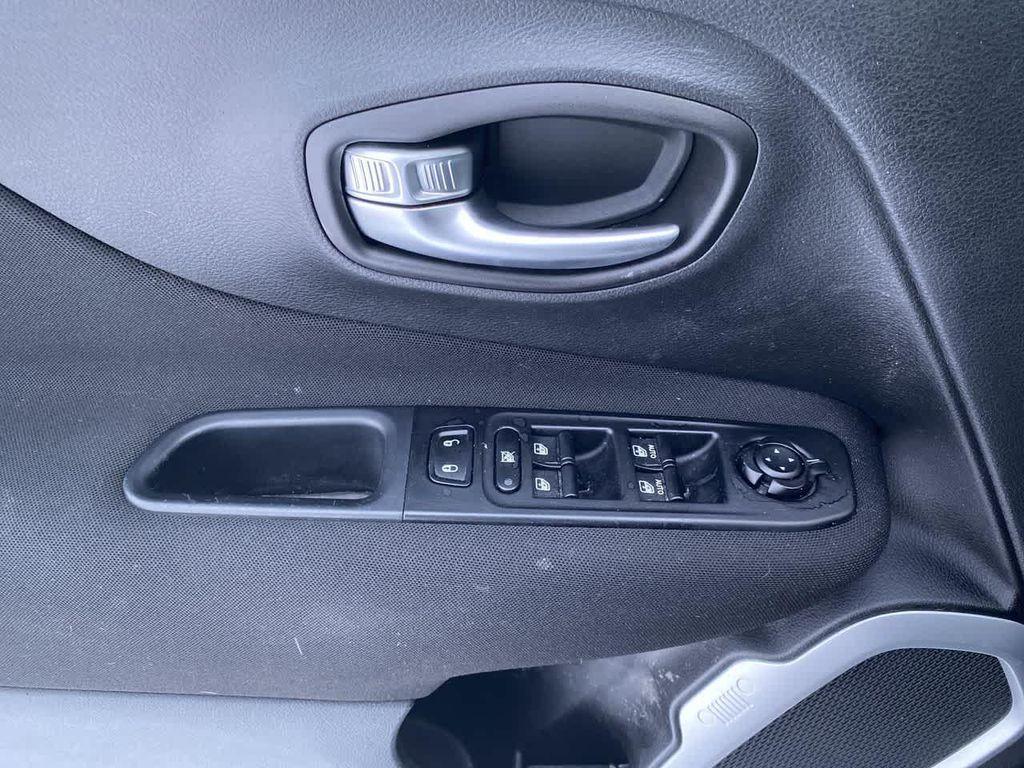 used 2021 Jeep Renegade car, priced at $15,990