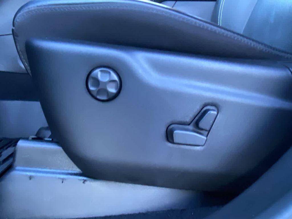 used 2021 Jeep Grand Cherokee car, priced at $34,490