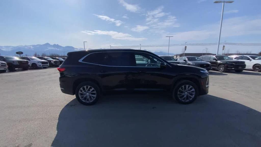 used 2025 Buick Enclave car, priced at $36,490