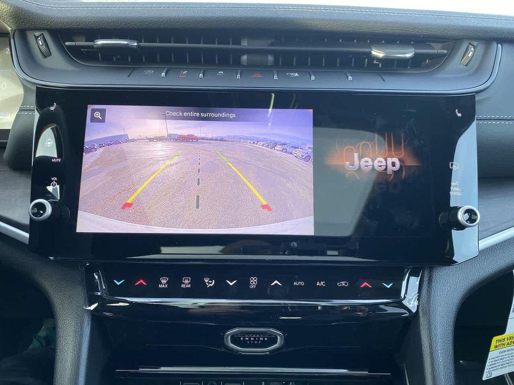 new 2026 Jeep Grand Cherokee car, priced at $48,930