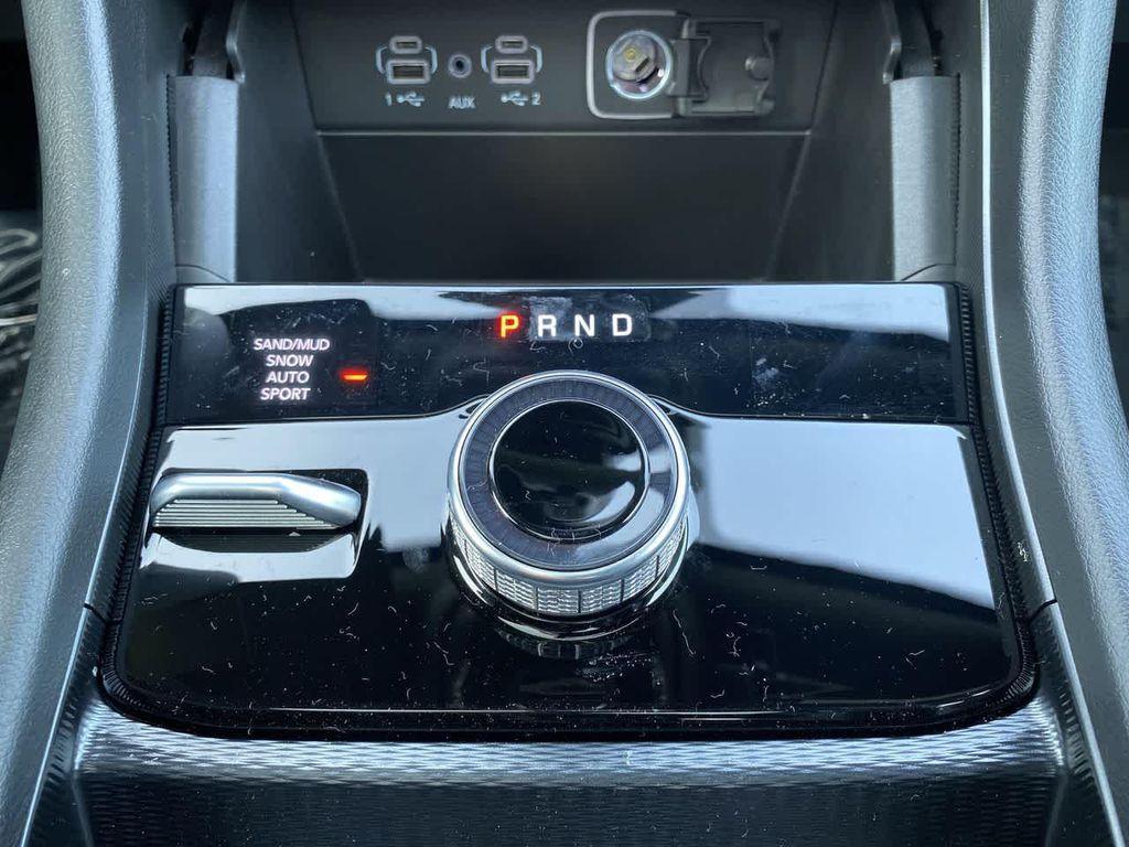 new 2026 Jeep Grand Cherokee car, priced at $48,930