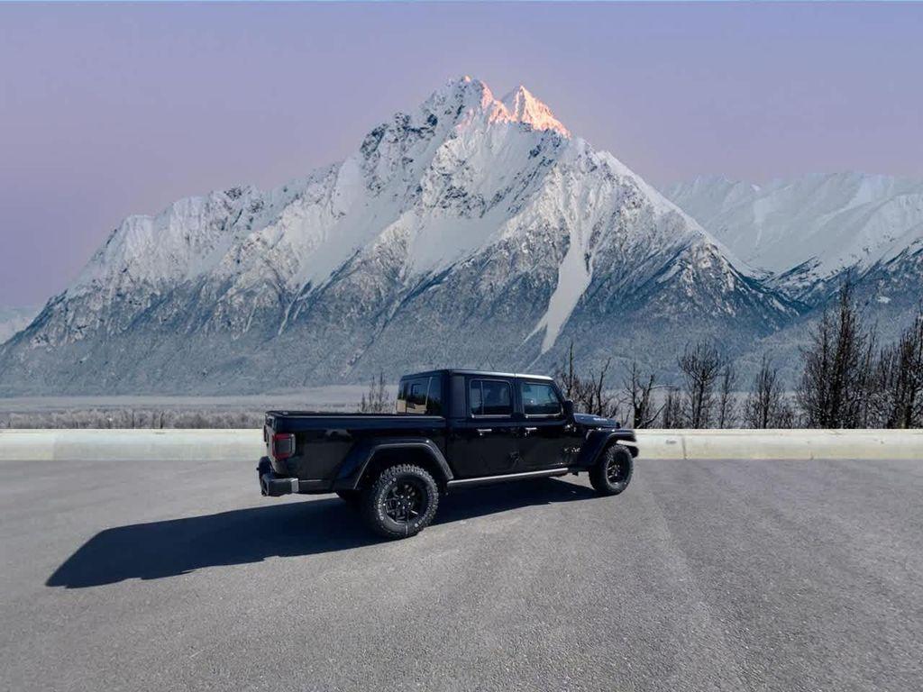 new 2025 Jeep Gladiator car, priced at $43,928