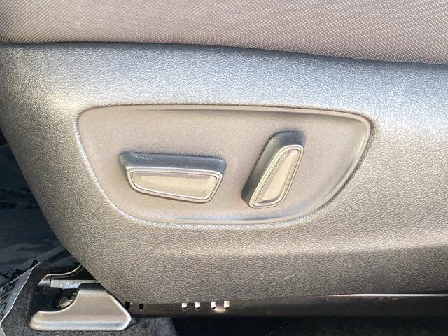 used 2024 Toyota Highlander car, priced at $30,188