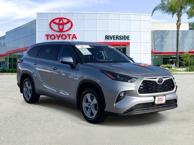 used 2024 Toyota Highlander car, priced at $30,188