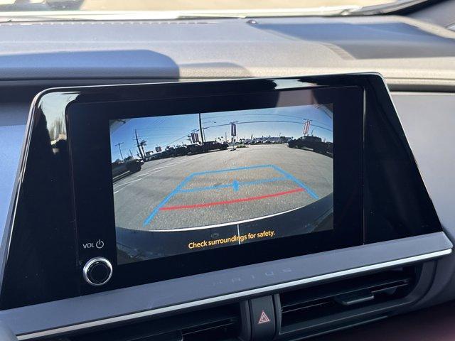 new 2026 Toyota Prius Plug-In Hybrid car, priced at $36,268