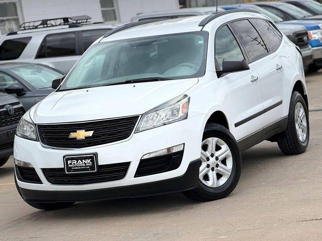 used 2016 Chevrolet Traverse car, priced at $9,495