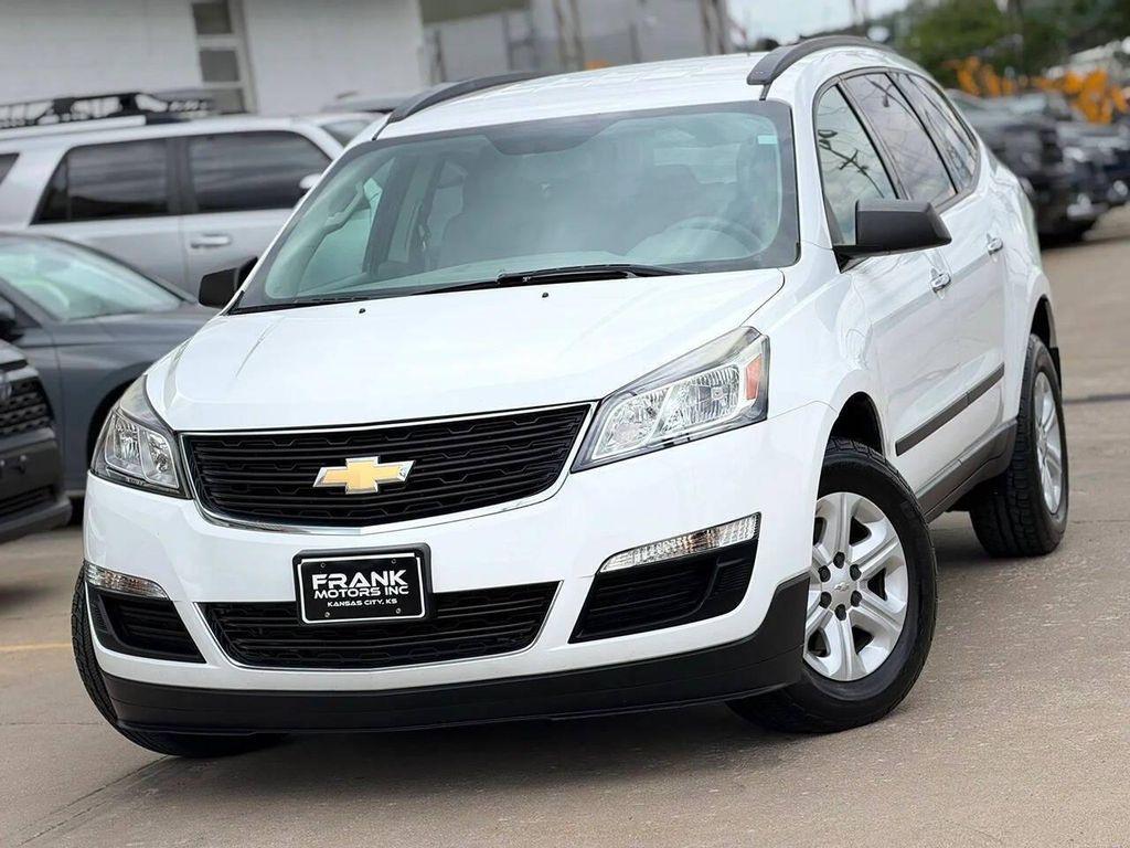 used 2016 Chevrolet Traverse car, priced at $9,495