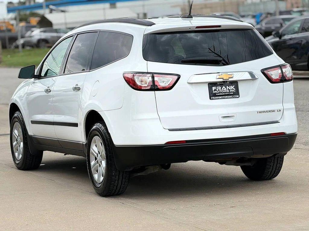 used 2016 Chevrolet Traverse car, priced at $9,495