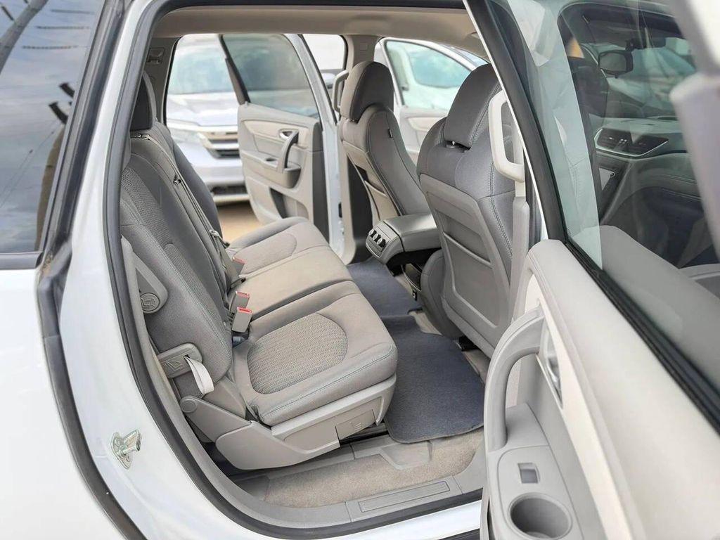 used 2016 Chevrolet Traverse car, priced at $9,495