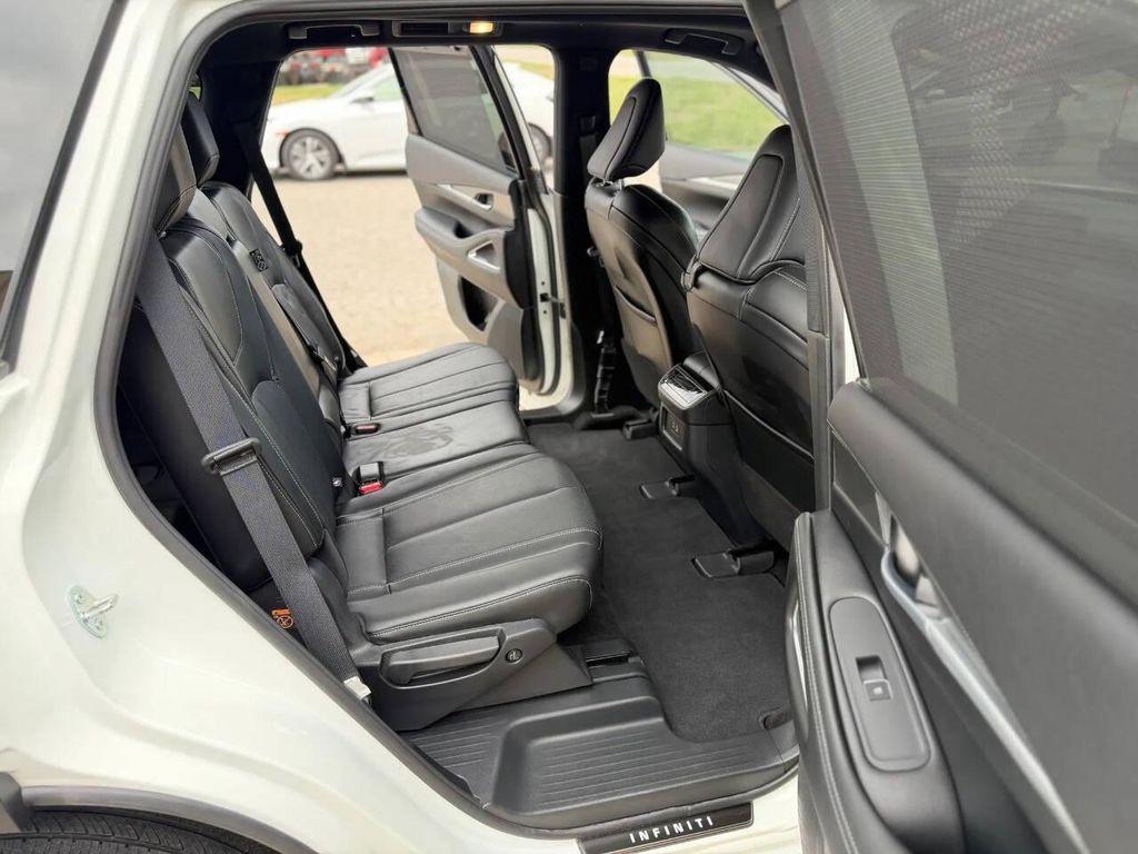 used 2025 INFINITI QX60 car, priced at $32,995