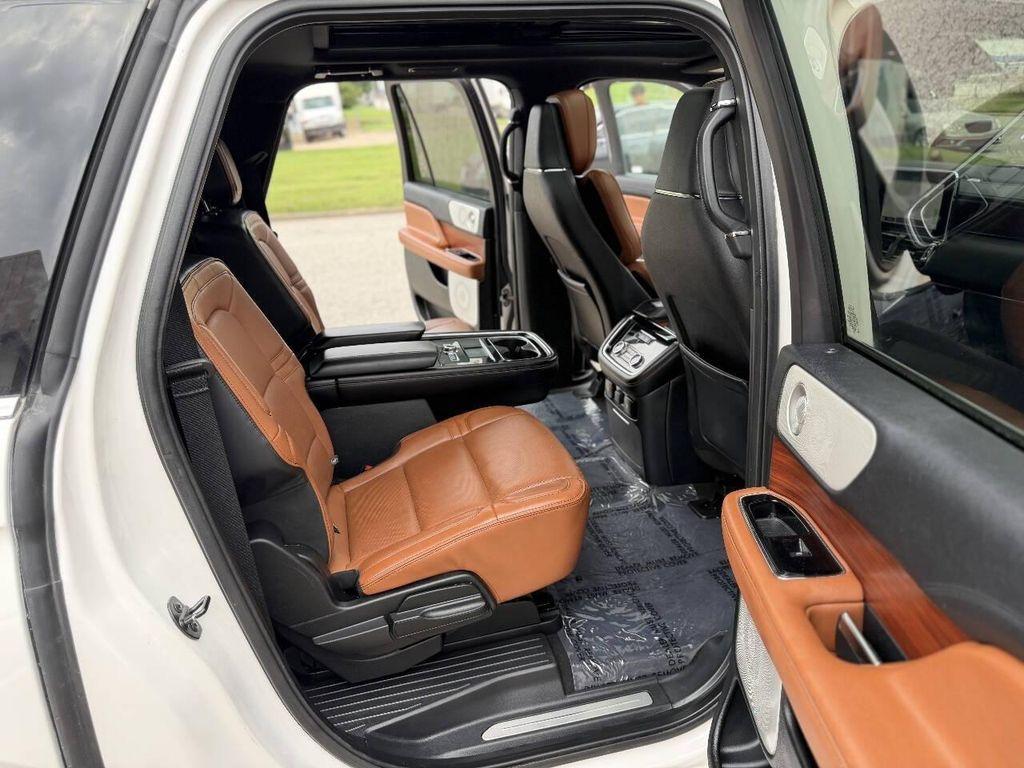 used 2019 Lincoln Navigator L car, priced at $36,294