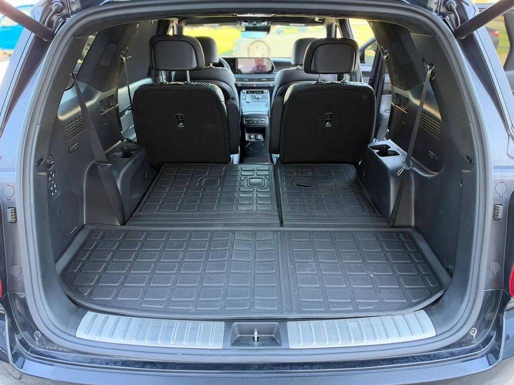 used 2024 Hyundai Palisade car, priced at $34,294