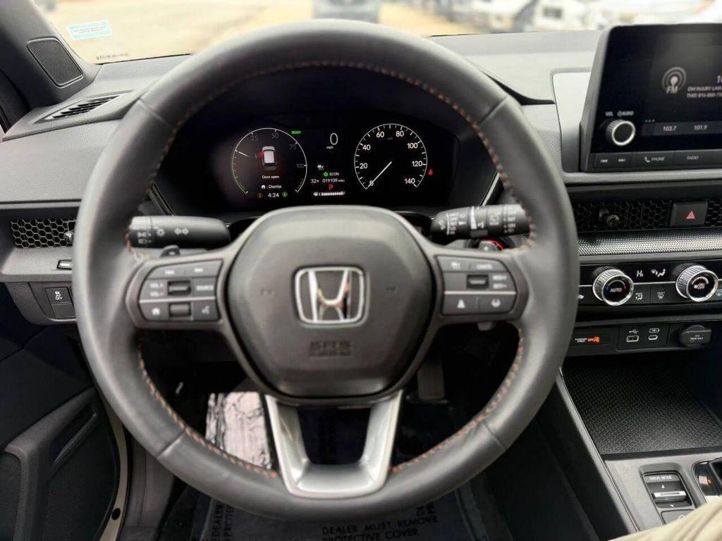 used 2025 Honda CR-V Hybrid car, priced at $29,995