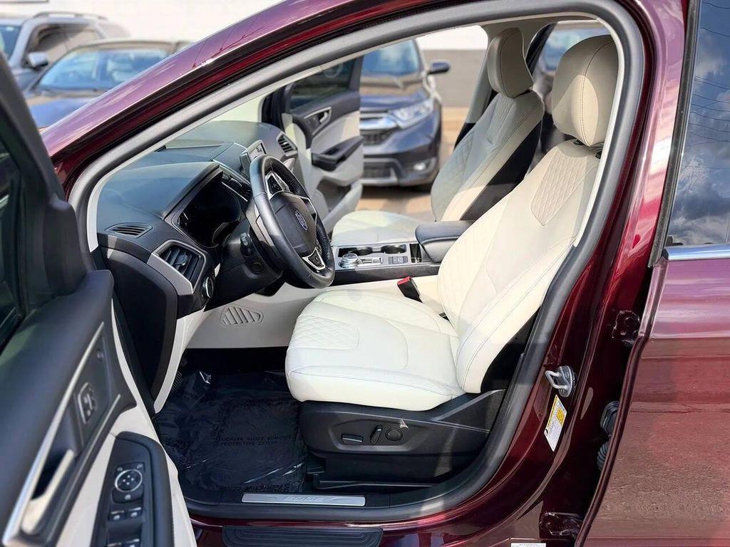 used 2024 Ford Edge car, priced at $23,995