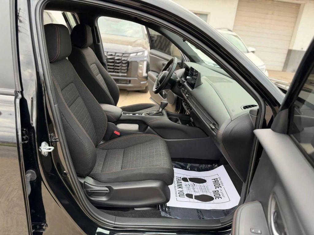used 2026 Honda HR-V car, priced at $24,995