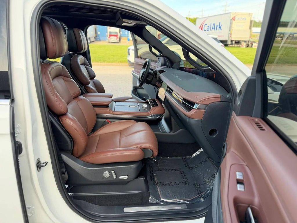 used 2025 Lincoln Navigator car, priced at $72,995