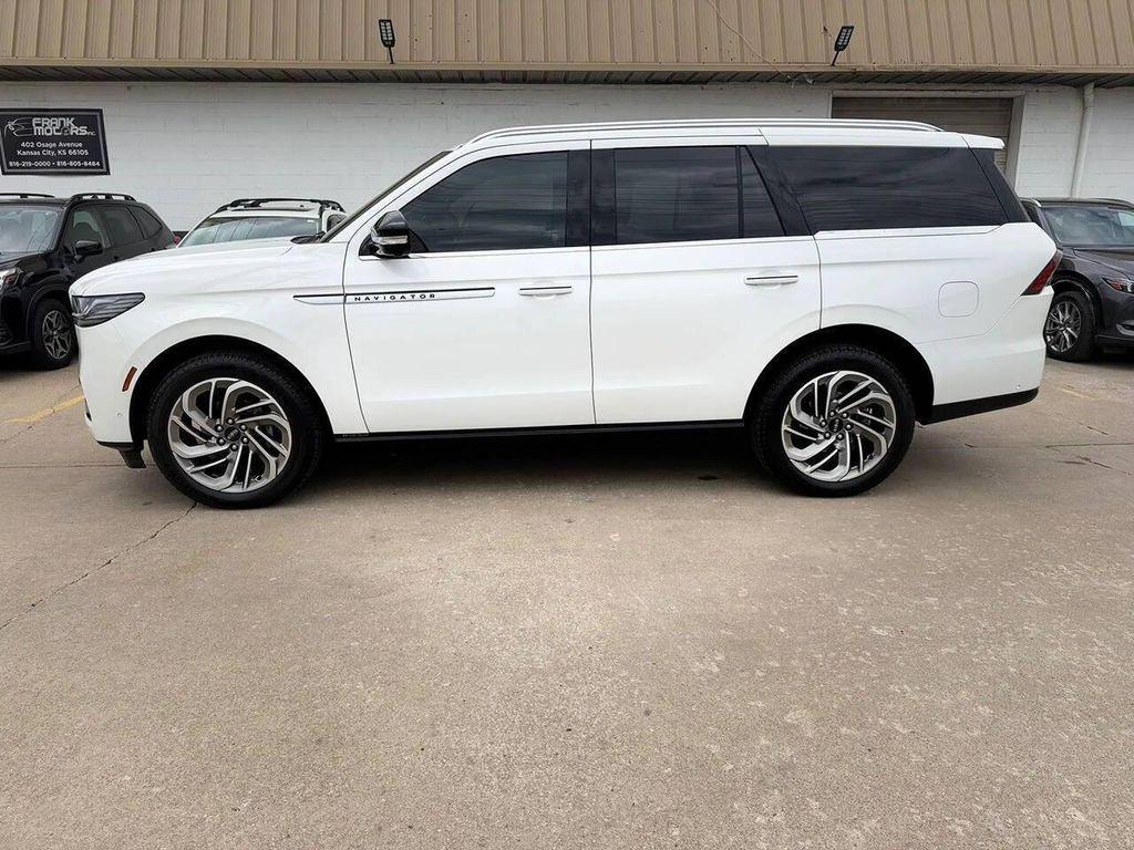 used 2025 Lincoln Navigator car, priced at $72,995